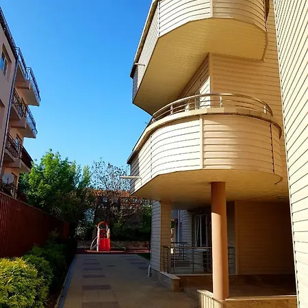 Apartman Студио В Комплекс Амел Ravda